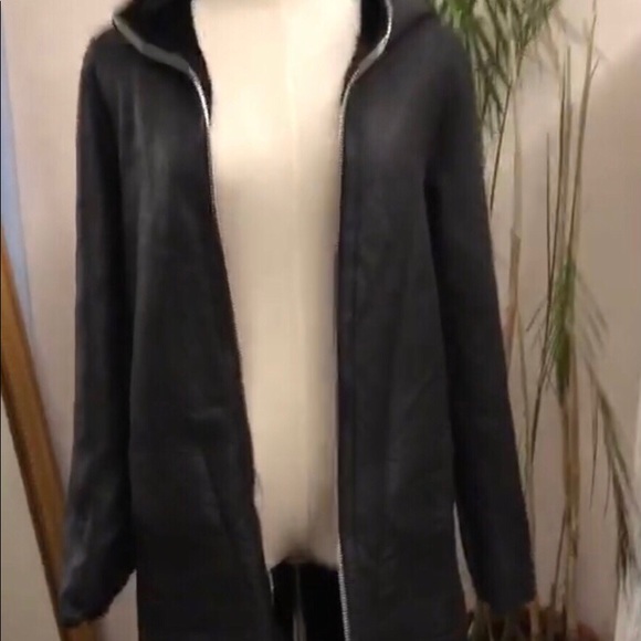 Sandro shearling coat size1 - Picture 3 of 3